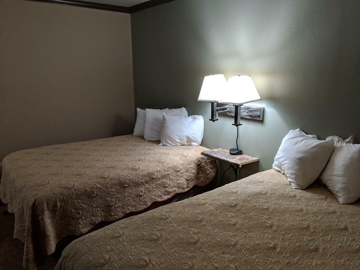Sagebrush Inn & Suites Broadus 외부 사진