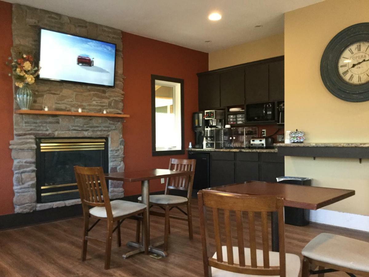 Sagebrush Inn & Suites Broadus 외부 사진